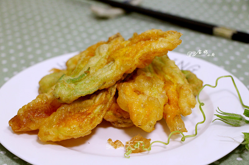 Fried Pumpkin Flowers recipe