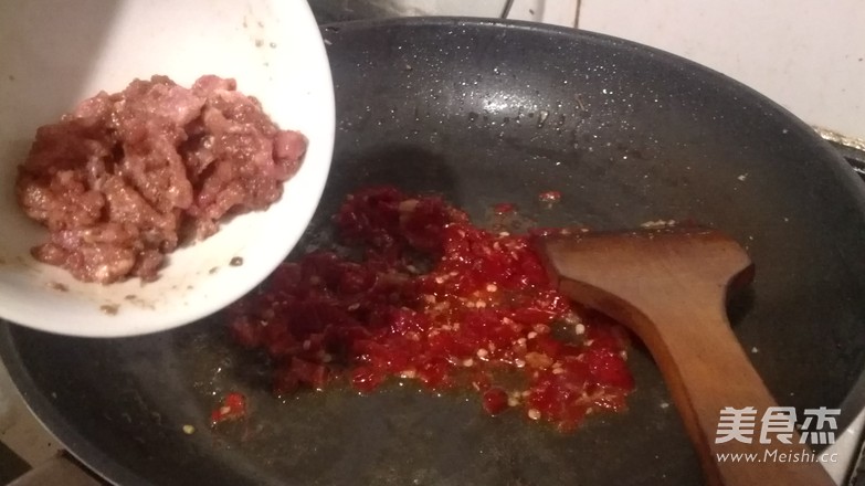 Steamed Pork Blood with Chopped Pepper and Tea Oil recipe