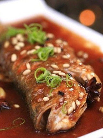 Braised Fish with Garlic Knife recipe