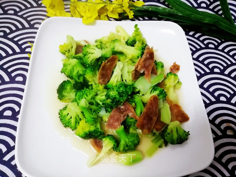 Sausage Fried Broccoli