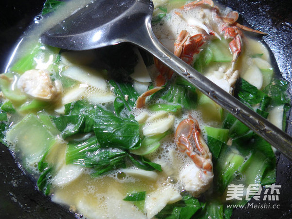 Rice White, Green Cabbage and Crab Soup recipe