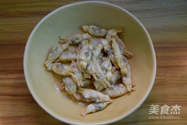 Spicy Tempeh with Razor Clams recipe