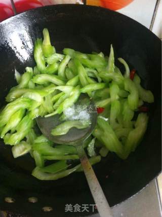 Stir-fried Pork with Celery recipe