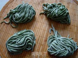 Spinach Fried Noodles recipe