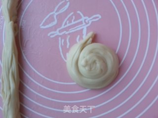 Crispy Golden Thread Cake recipe