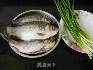 Scallion Crucian Carp recipe