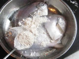 Dry Fried Pomfret recipe