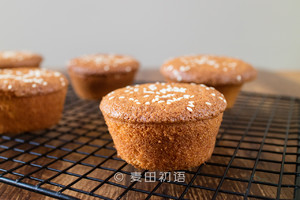 Very Simple Old-fashioned Honey Cake recipe