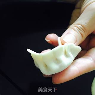 Cabbage and Pork Dumplings (with Cutting Method and Wrapping Method) recipe