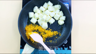 Internet Celebrity Snacks, Salted Egg Yolk Nougat that Can be Brushed recipe