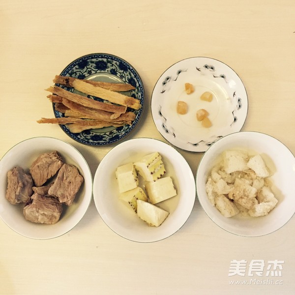 Codonopsis, Bamboo Shoots and Spare Rib Soup recipe