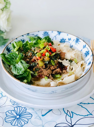 Large Bowl of Pork Fettuccine