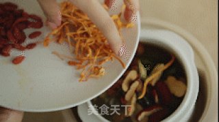 [mother Komori Recipe] Moisturizing and Nourishing Soup-cordyceps Flower Ejiao Black-bone Chicken Soup recipe