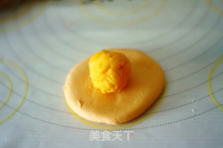 Carrot-flavored Quicksand Buns recipe