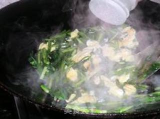 Home Cooking-----scrambled Eggs with Chives recipe