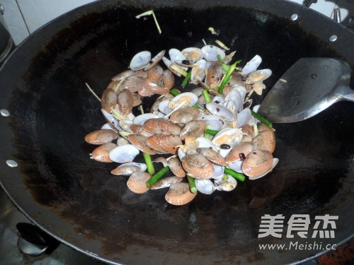 Stir-fried Flower Beetle with Tempeh recipe