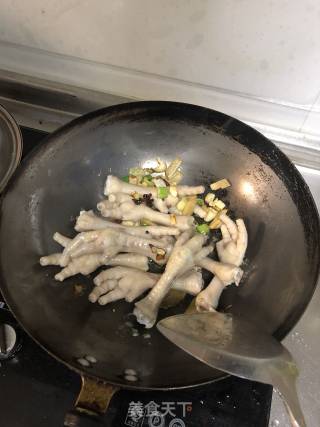 Braised Chicken Feet recipe