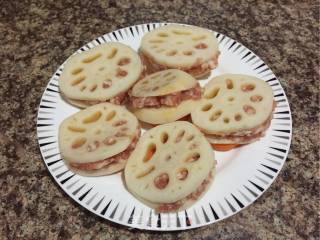 Steamed Lotus Root Folder recipe