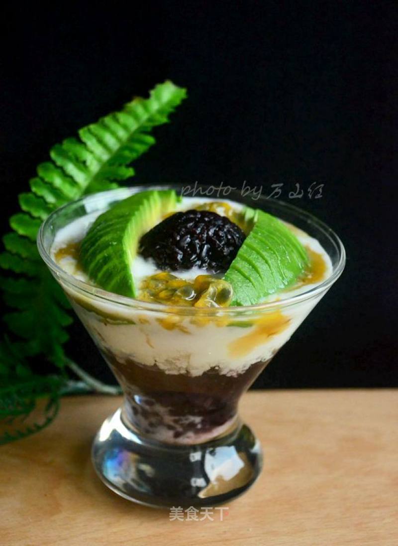 Black Rice Cheese Fruit Cup recipe
