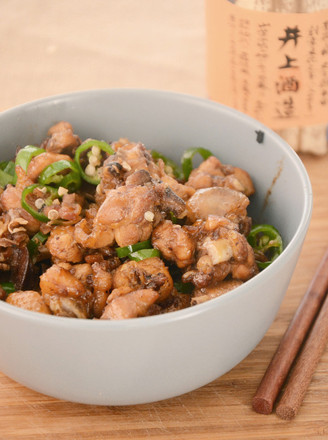 Weishan Commune Liuyang Cuisine: Stir-fried Chicken with Tea Oil