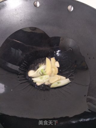 Squid Rolls with Chopped Pepper Zucchini recipe