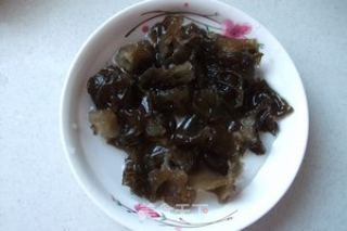 Fried Yuba with Fungus recipe