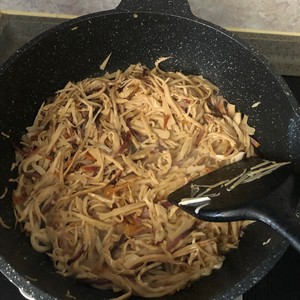 Fried Bamboo Shoot Tip with Bacon recipe