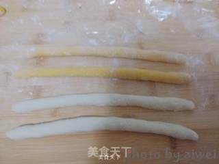 Pumpkin Hydrangea Honey Bean Buns recipe