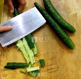 Old Vinegar Cucumber Mixed with Stings recipe