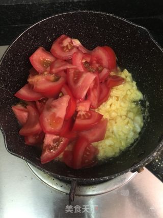 Tomato and Egg Noodles recipe