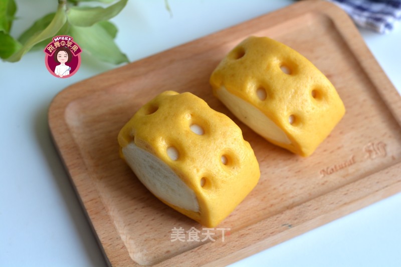 Pumpkin Two-color Dongdong Bun recipe