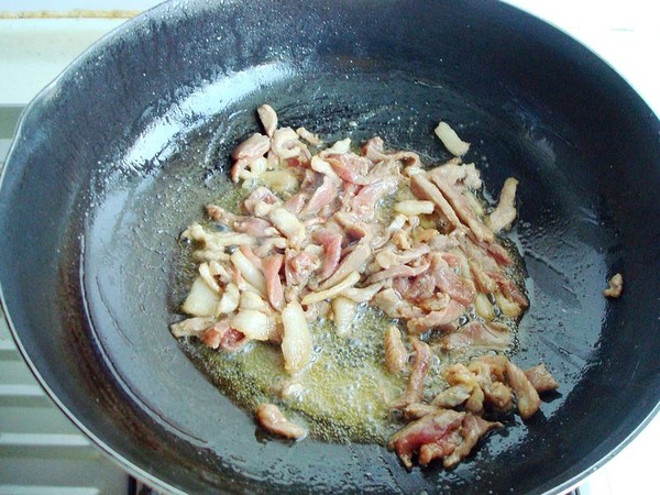 Fried Pork with Dried Beans recipe