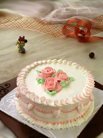 Decorating Cake: Pink Roses recipe