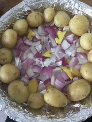 #aca烤明星大赛#cumin Pork Ribs Roasted Potatoes recipe