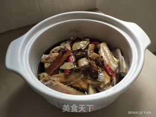 Marinated Duck Wings and Lotus Root recipe