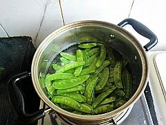 Fried Konjac with Snow Peas recipe