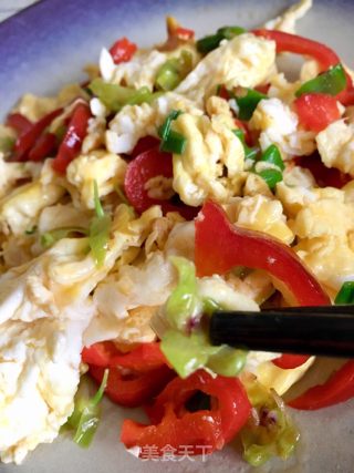 Scrambled Eggs with Dendrobium Flowers recipe