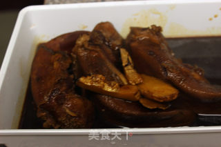 Spiced Braised Pork Tongue recipe