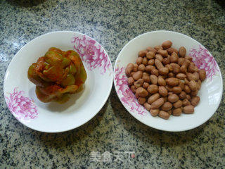 Fried Mustard with Peanuts recipe