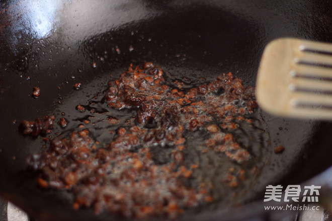 Guizhou Tempeh Spicy Sauce Noodles recipe