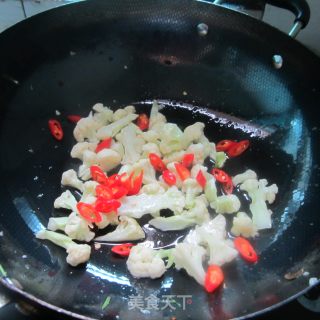 Stir-fried Cauliflower with Sausage recipe