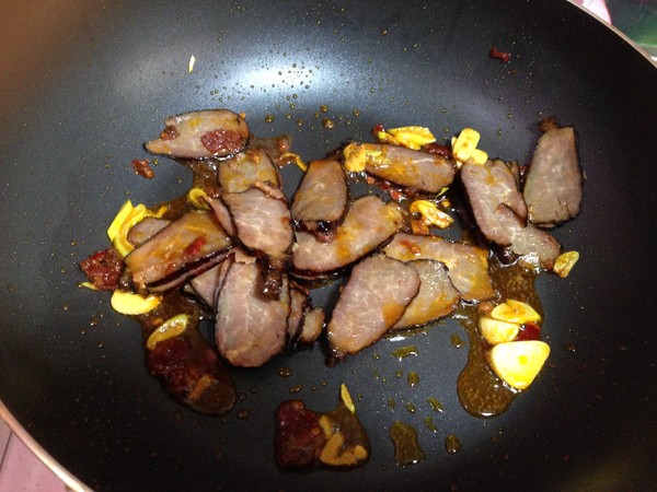 Stir-fried Bacon with Garlic recipe