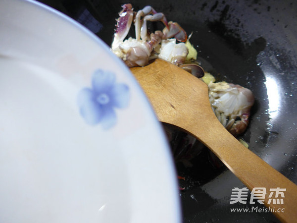 Fried Crab with Shacha Sauce recipe