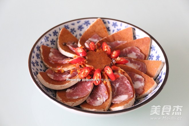 Steamed Sausage with Chopped Pepper and Dried Sausage recipe