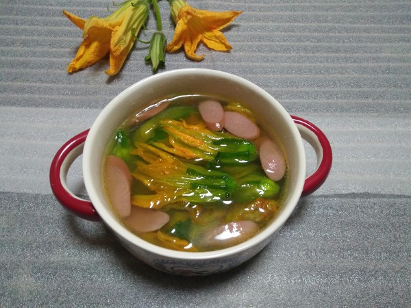 Beef Sausage Pumpkin Flower Soup recipe