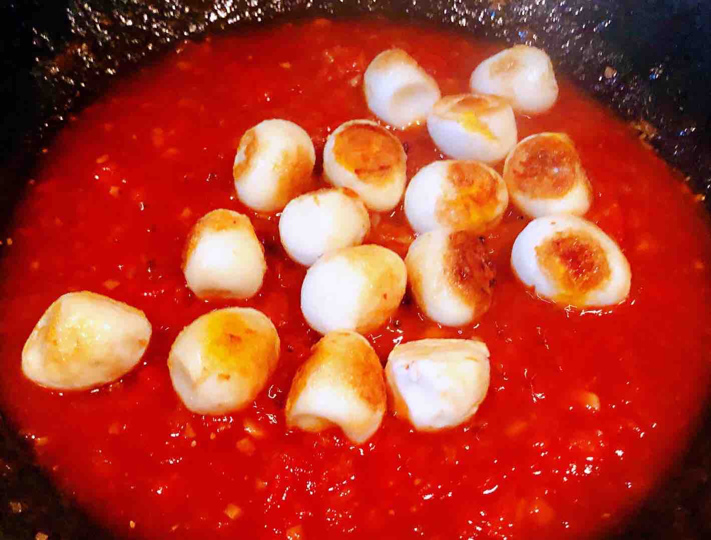 Quail Eggs in Tomato Sauce recipe