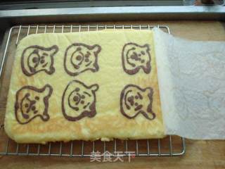 Winnie The Pooh Cake Roll recipe