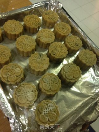 Five Kernel Moon Cakes recipe