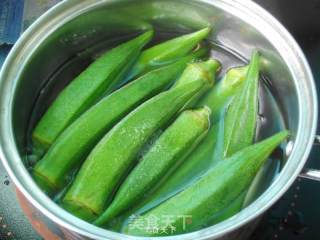 Scrambled Eggs with Okra recipe