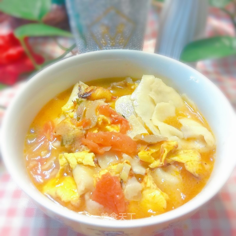 Noodles with Tomato and Egg Sour Soup recipe